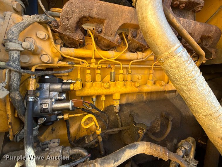 image for item EU5239 2008 John Deere 670D motor grader