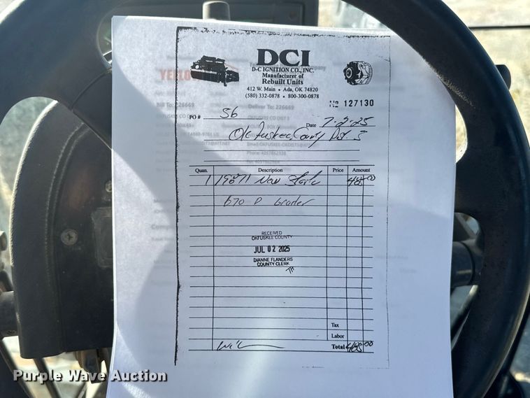 image for item EU5239 2008 John Deere 670D motor grader