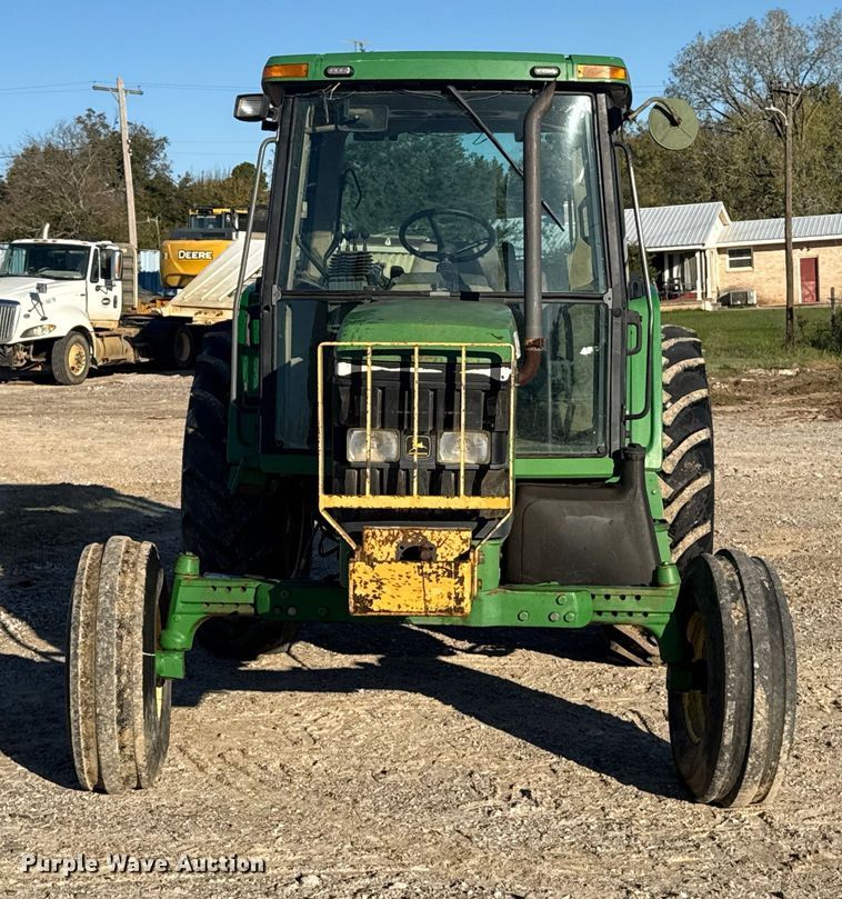 image for item EU5240 2002 John Deere 6405 tractor