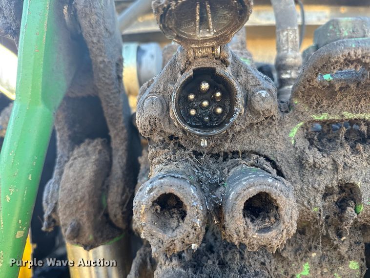 image for item EU5240 2002 John Deere 6405 tractor