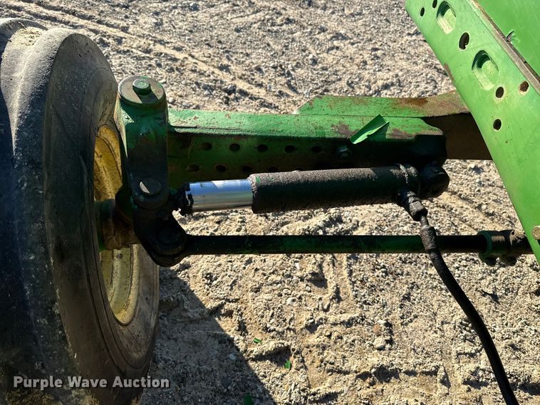 image for item EU5240 2002 John Deere 6405 tractor