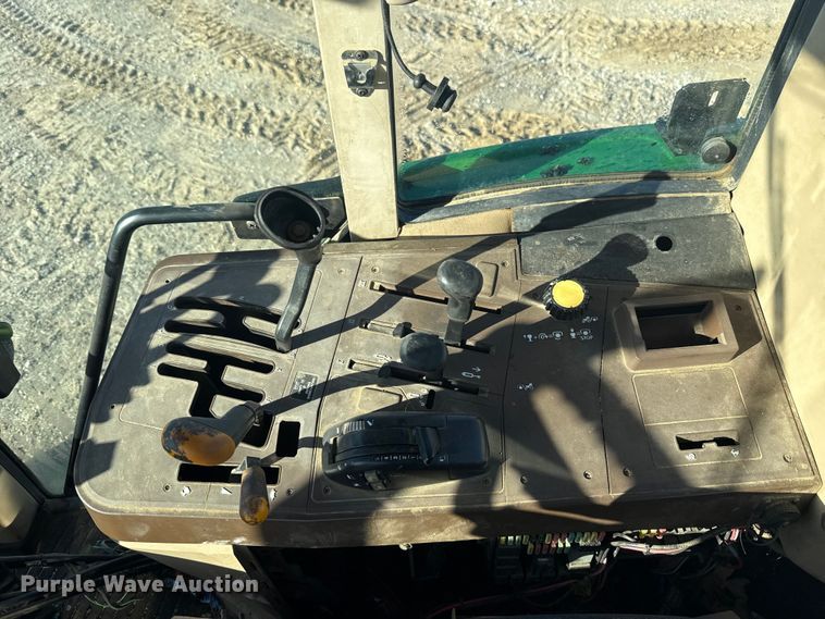 image for item EU5240 2002 John Deere 6405 tractor