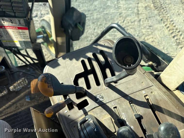 image for item EU5240 2002 John Deere 6405 tractor