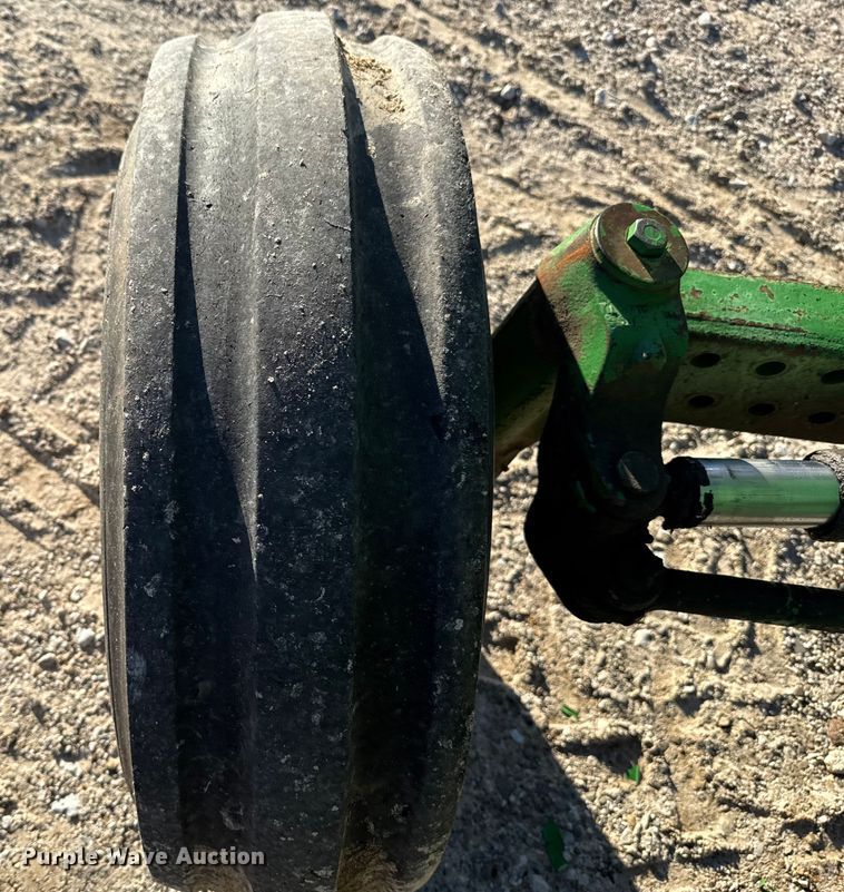 image for item EU5240 2002 John Deere 6405 tractor