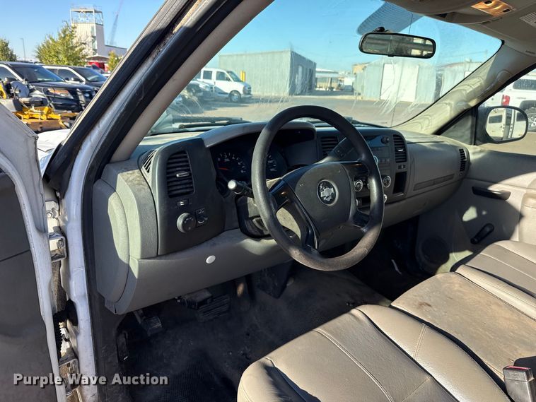 image for item EU5294 2010 Chevrolet Silverado 1500 pickup truck