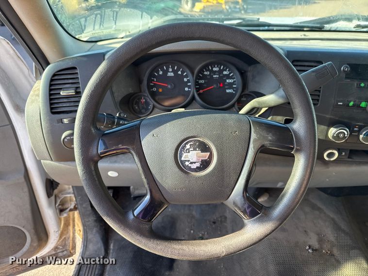 image for item EU5294 2010 Chevrolet Silverado 1500 pickup truck