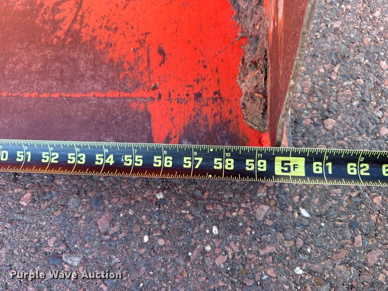 image for item EU5298 Kubota B7800 MFWD tractor