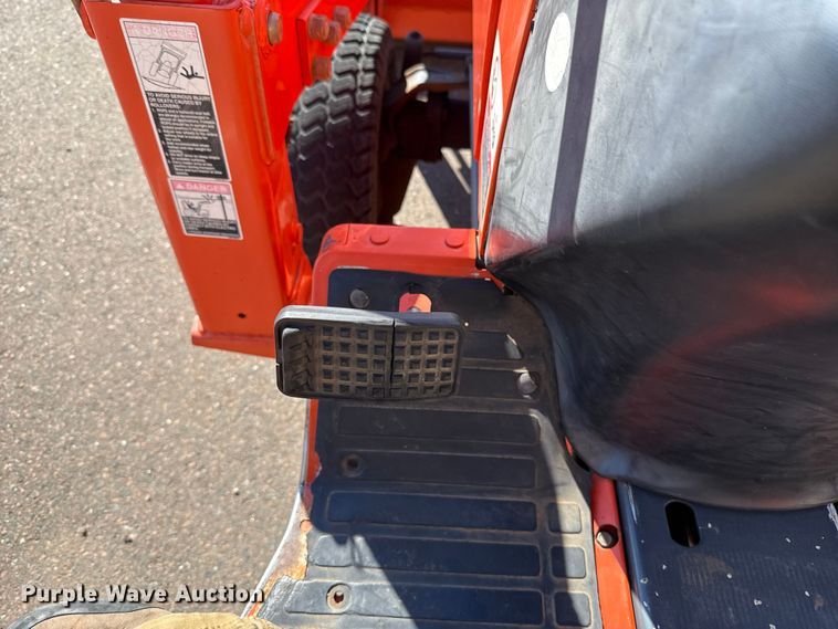 image for item EU5298 Kubota B7800 MFWD tractor