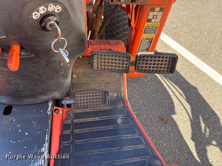 image for item EU5298 Kubota B7800 MFWD tractor