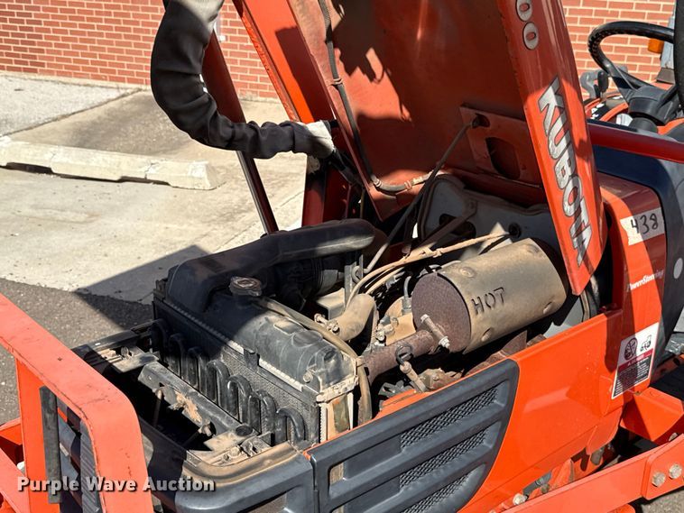 image for item EU5298 Kubota B7800 MFWD tractor