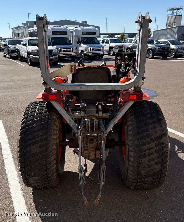 image for item EU5299 Kubota B7800 MFWD tractor