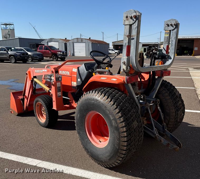 image for item EU5299 Kubota B7800 MFWD tractor