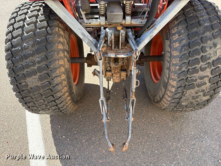 image for item EU5299 Kubota B7800 MFWD tractor