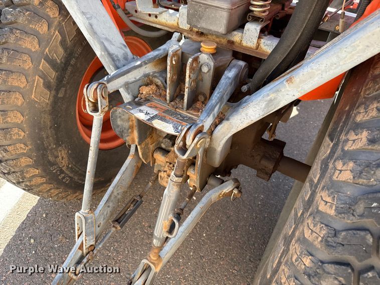 image for item EU5299 Kubota B7800 MFWD tractor