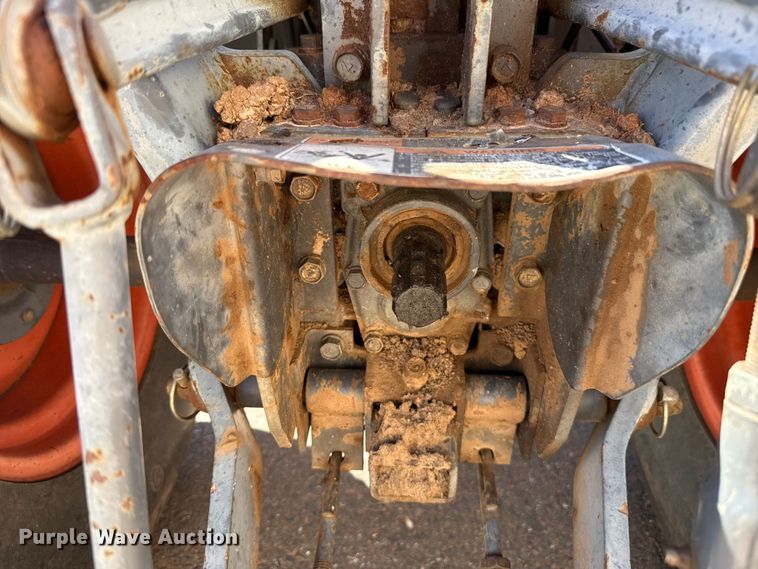 image for item EU5299 Kubota B7800 MFWD tractor