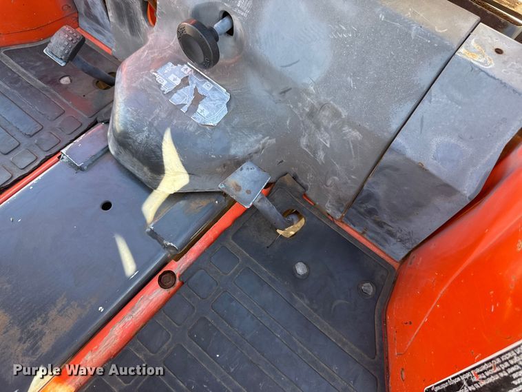 image for item EU5299 Kubota B7800 MFWD tractor