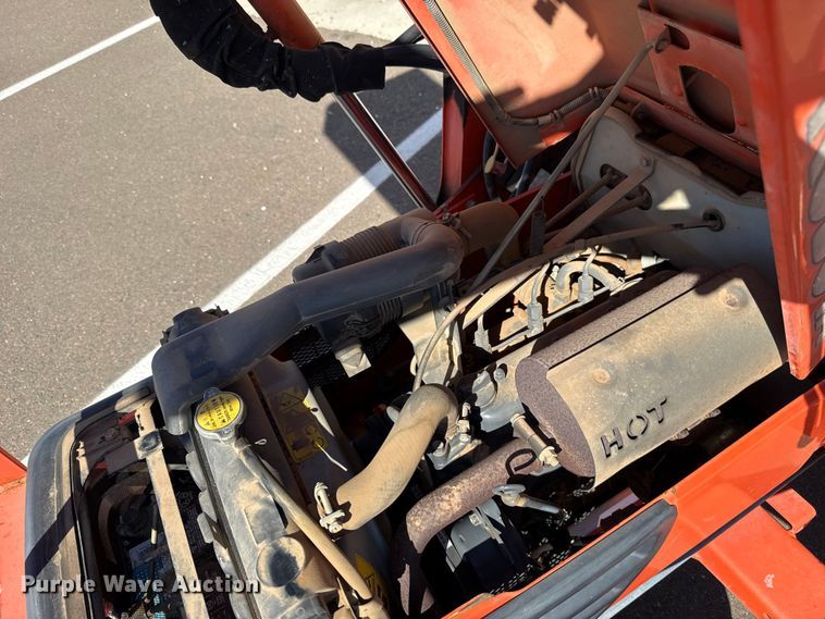 image for item EU5299 Kubota B7800 MFWD tractor