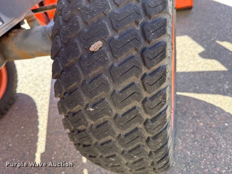 image for item EU5299 Kubota B7800 MFWD tractor