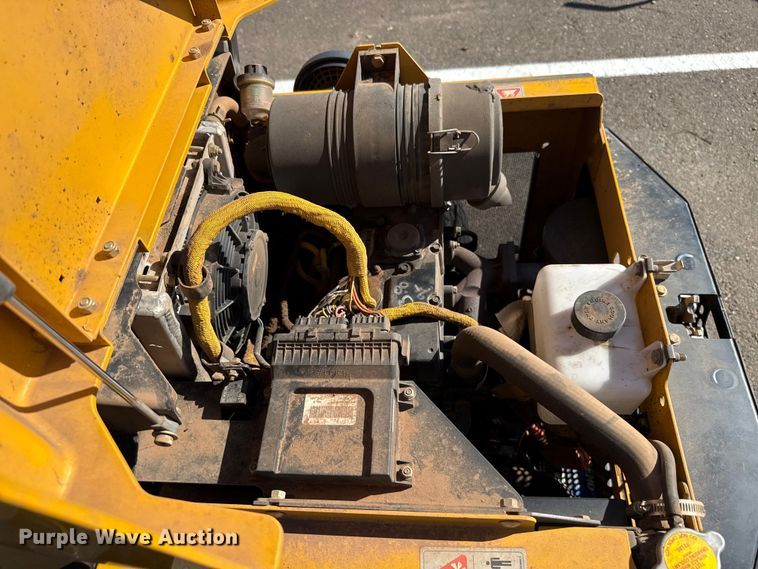 image for item EU5307 Hustler 932681US ZTR lawn mower