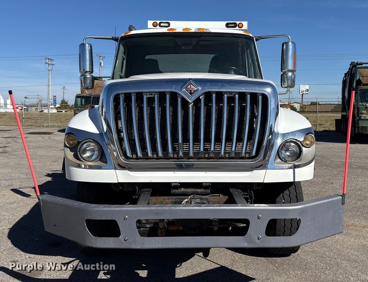 image for item EU5316 2012 International WorkStar 7600 dump truck