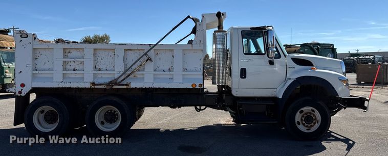 image for item EU5316 2012 International WorkStar 7600 dump truck