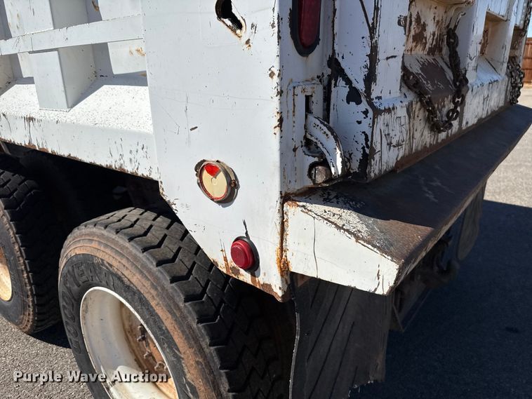 image for item EU5316 2012 International WorkStar 7600 dump truck