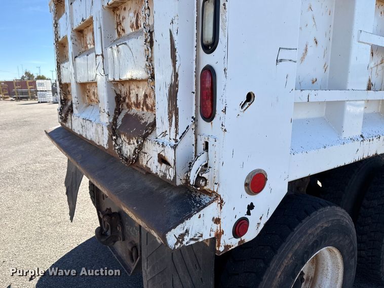 image for item EU5316 2012 International WorkStar 7600 dump truck