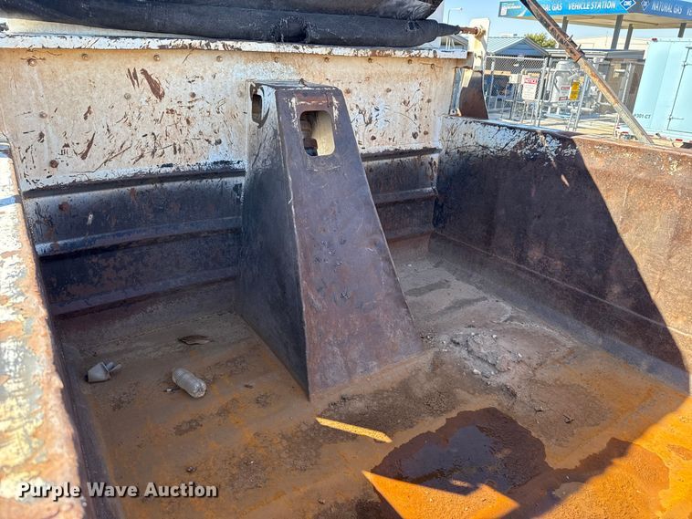 image for item EU5316 2012 International WorkStar 7600 dump truck