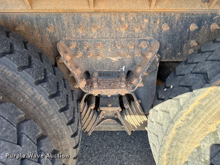 image for item EU5316 2012 International WorkStar 7600 dump truck