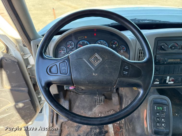 image for item EU5316 2012 International WorkStar 7600 dump truck