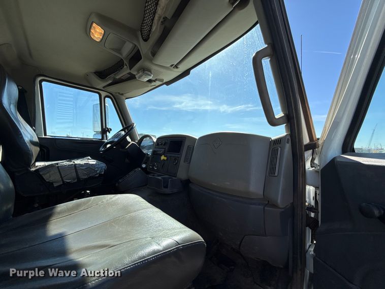 image for item EU5316 2012 International WorkStar 7600 dump truck