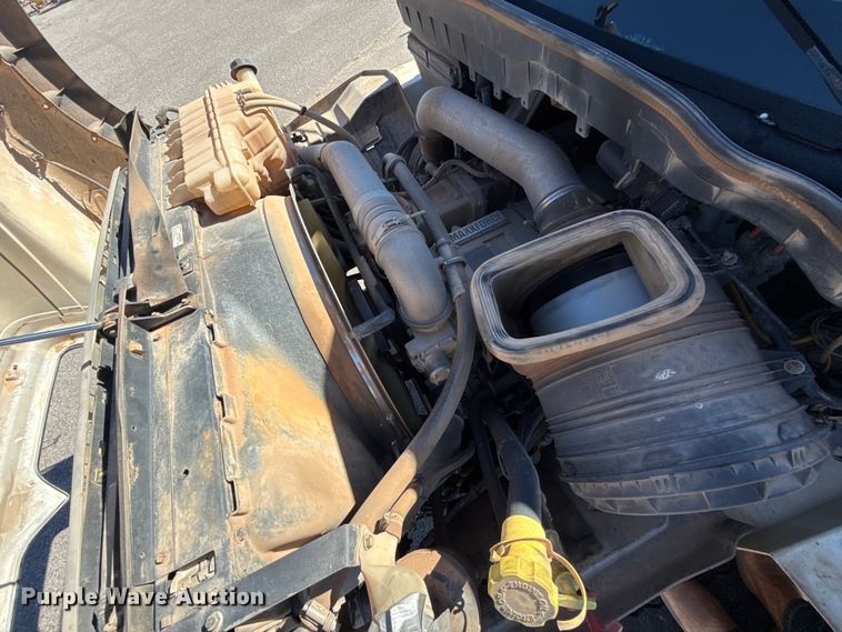 image for item EU5316 2012 International WorkStar 7600 dump truck