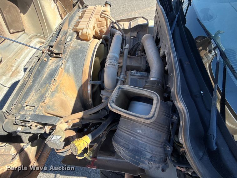 image for item EU5316 2012 International WorkStar 7600 dump truck