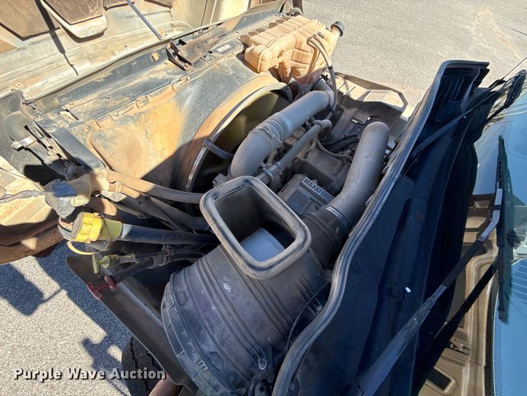 image for item EU5316 2012 International WorkStar 7600 dump truck