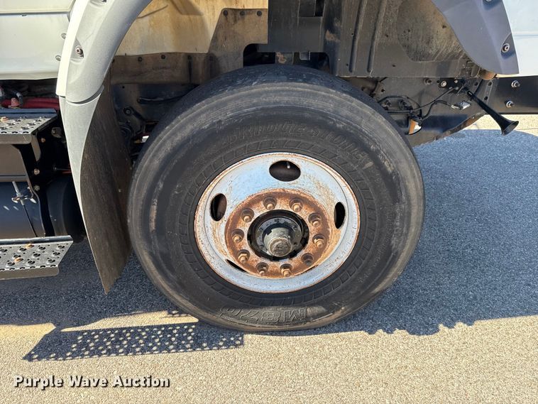 image for item EU5316 2012 International WorkStar 7600 dump truck