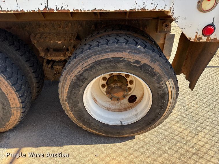 image for item EU5316 2012 International WorkStar 7600 dump truck