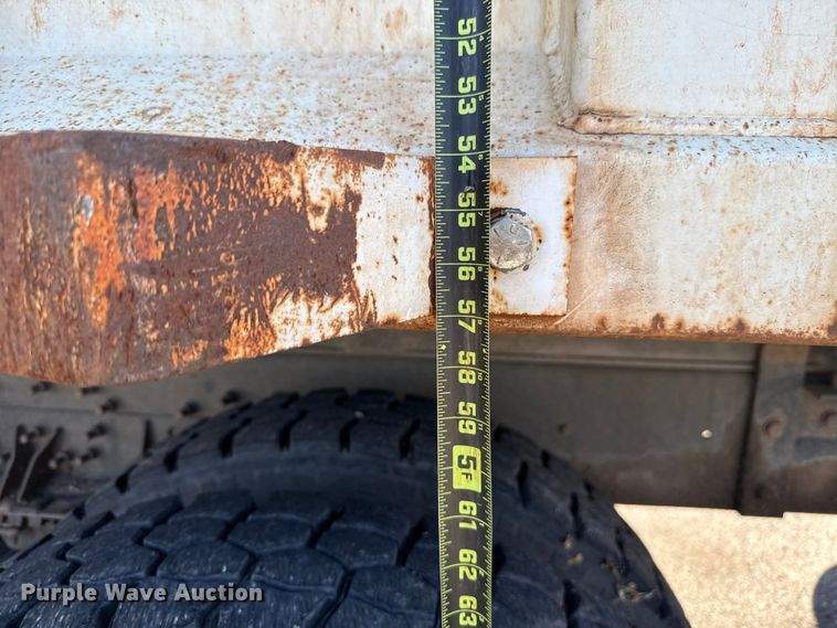 image for item EU5317 2003 International 7400 dump truck