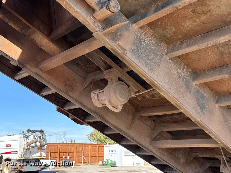 image for item EU5317 2003 International 7400 dump truck