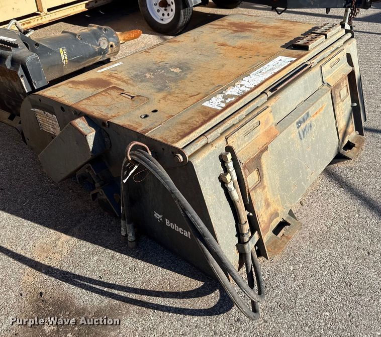 image for item EU5318 2017 Bobcat 60