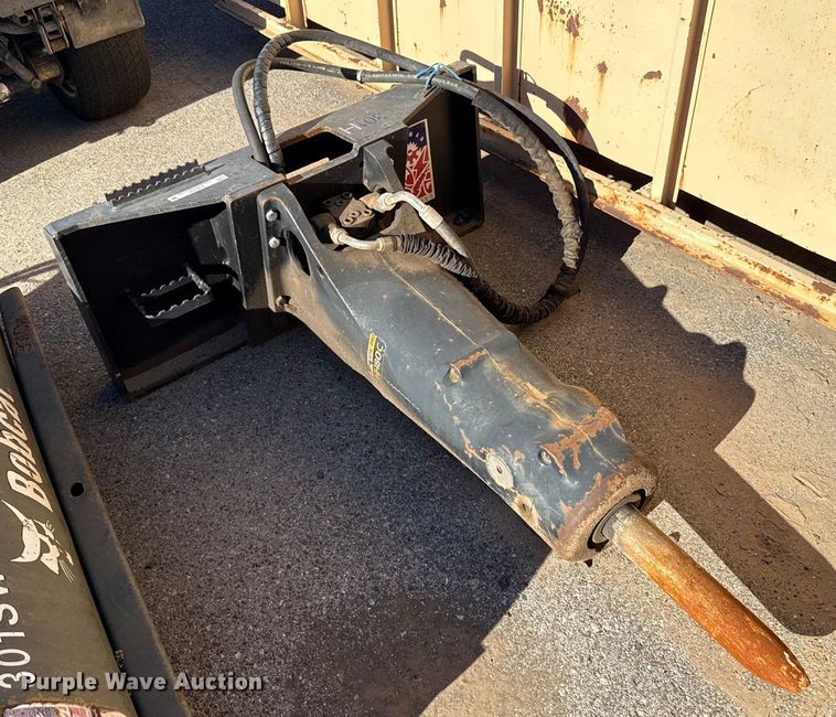 image for item EU5319 John Deere HH80C skid steer breaker