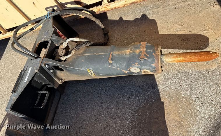 image for item EU5319 John Deere HH80C skid steer breaker