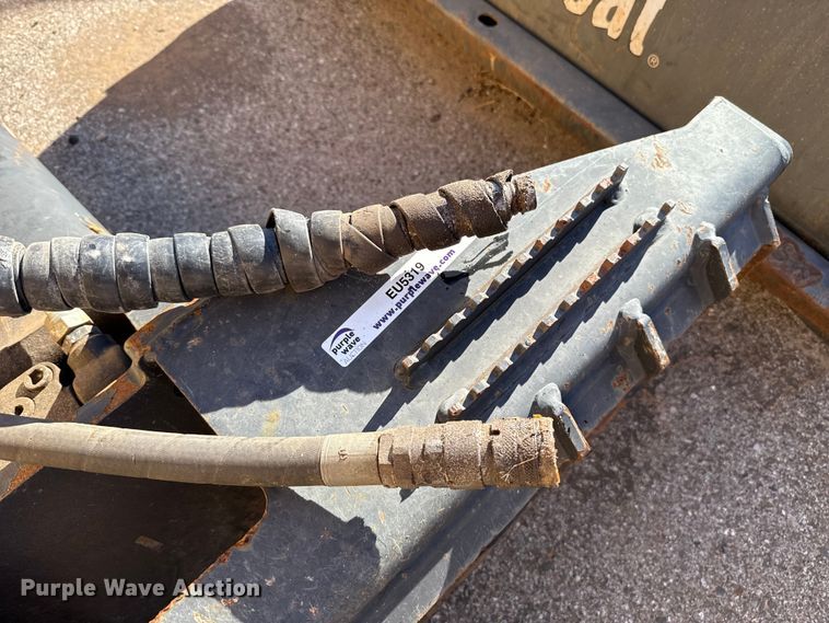 image for item EU5319 John Deere HH80C skid steer breaker