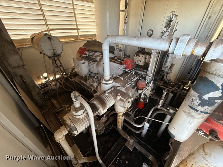 image for item EU5320 2011 Arrow VRC-2 gas compressor