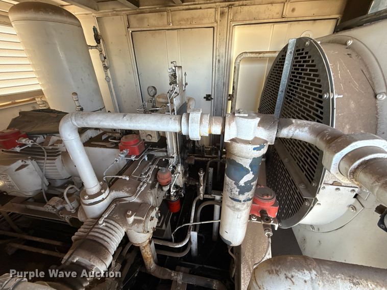 image for item EU5320 2011 Arrow VRC-2 gas compressor