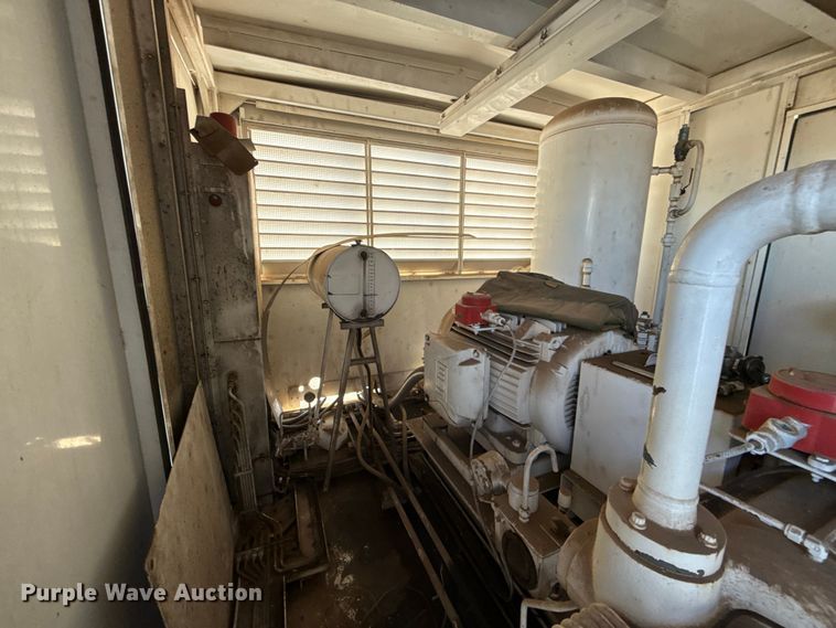 image for item EU5320 2011 Arrow VRC-2 gas compressor