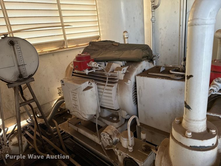 image for item EU5320 2011 Arrow VRC-2 gas compressor