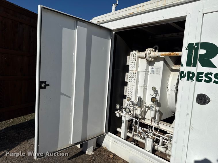 image for item EU5320 2011 Arrow VRC-2 gas compressor