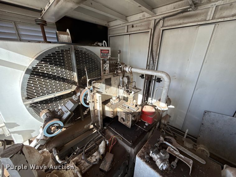 image for item EU5320 2011 Arrow VRC-2 gas compressor