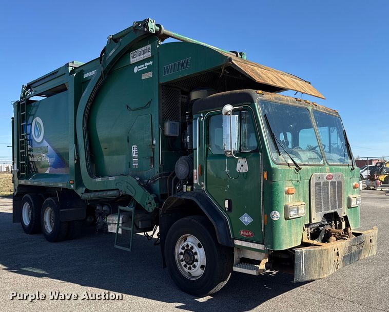 image for item EU5322 2016 Peterbilt 320 refuse truck