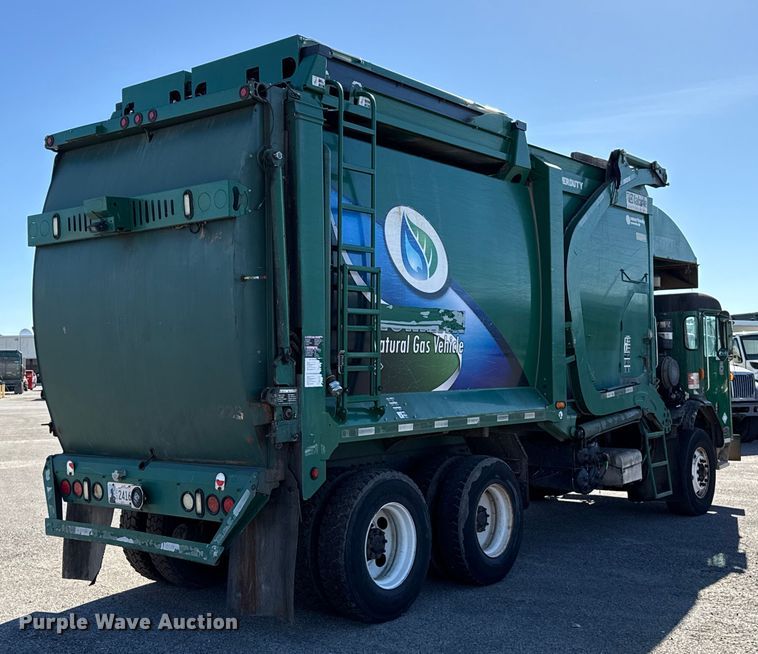 image for item EU5322 2016 Peterbilt 320 refuse truck